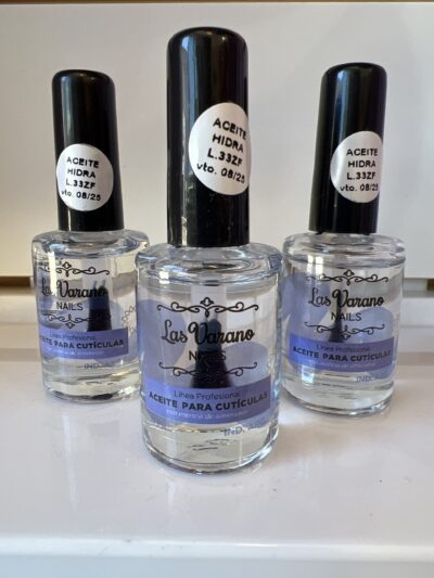 Aceite de cutículas (las varano)