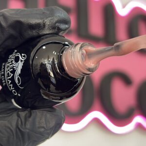 Base correctiva N107 de Angela Bresciano COVER ( base rubber, kapping)