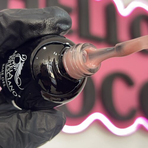 Base correctiva N107 de Angela Bresciano COVER ( base rubber, kapping)