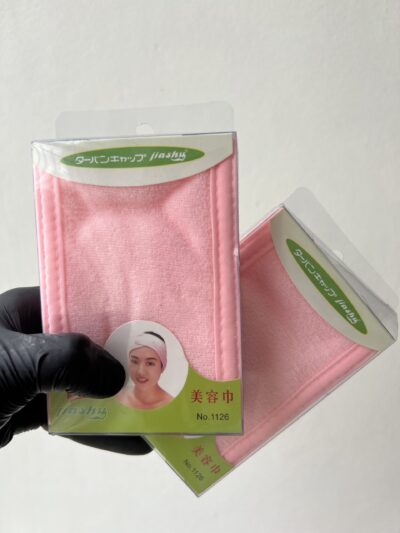 5ad43993-8343-4be6-be98-42c2093f77f3-782-000000e4f9b9d1da_file Vincha de toalla con abrojo