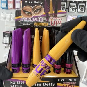 Delineador de ojos negro liquido