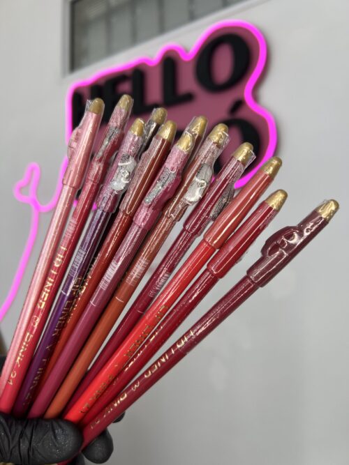 Lápiz delineador de labios