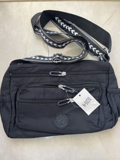 Bandolera NEGRA, importada.