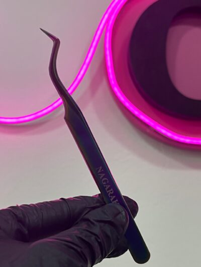 b3c2d6ff-a2c5-434f-ac92-9b64cdc738d3 Pinza de pestañas