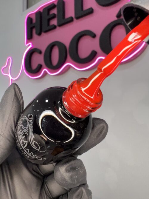 img_5899 Esmalte rojo N009 Angela Bresciano