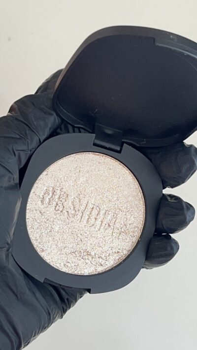 Iluminador facial y sombra