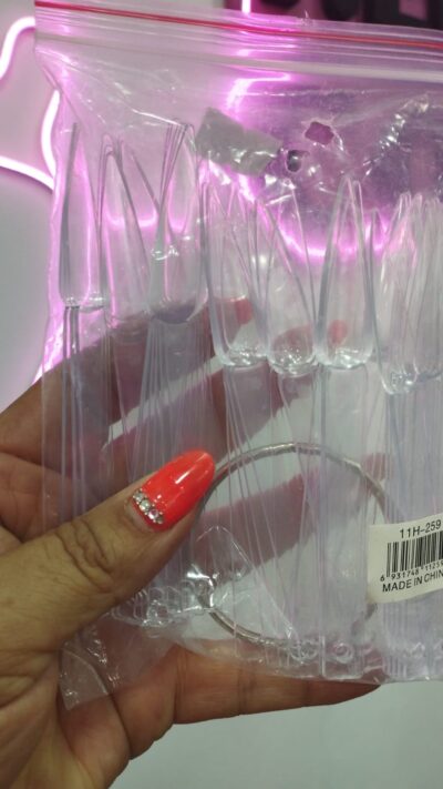 19a892f4-456a-4308-8da3-982a408e9149 Uñeros stilletos x50