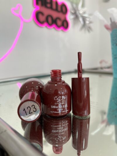 376a0db4-7ea1-480f-a542-24aae37a91c7 Esmalte City bordo N123