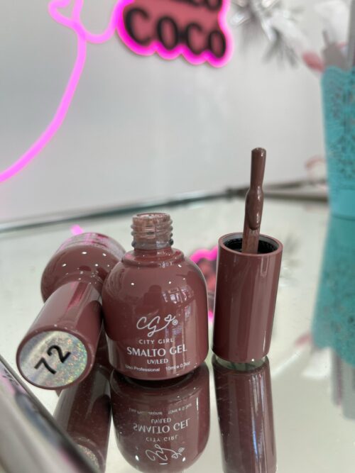 d093946b-db1e-4a24-90b5-1cf5bc8a657b Esmalte City N72 chocolate