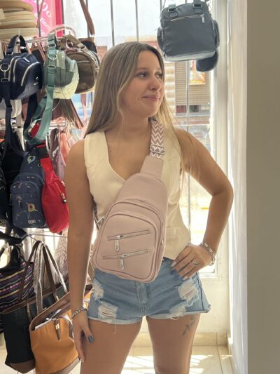 Cartera bandolera rosada