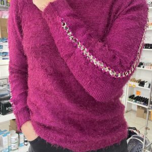 Buzo rosa elastizado con detalle de cadenas