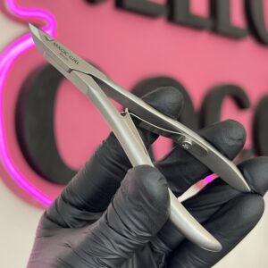 Corta cutículas 4mm profesional