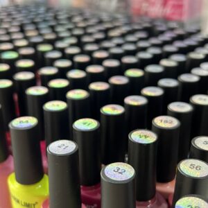 Esmaltes charm x12 colores a elección