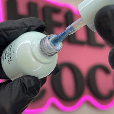 Esmalte unicornio N1 (aurora)