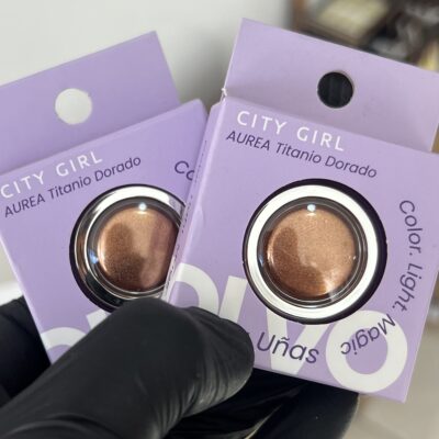 Polvo titanio dorado