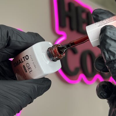 Esmalte city Jelly rojo sangre N157
